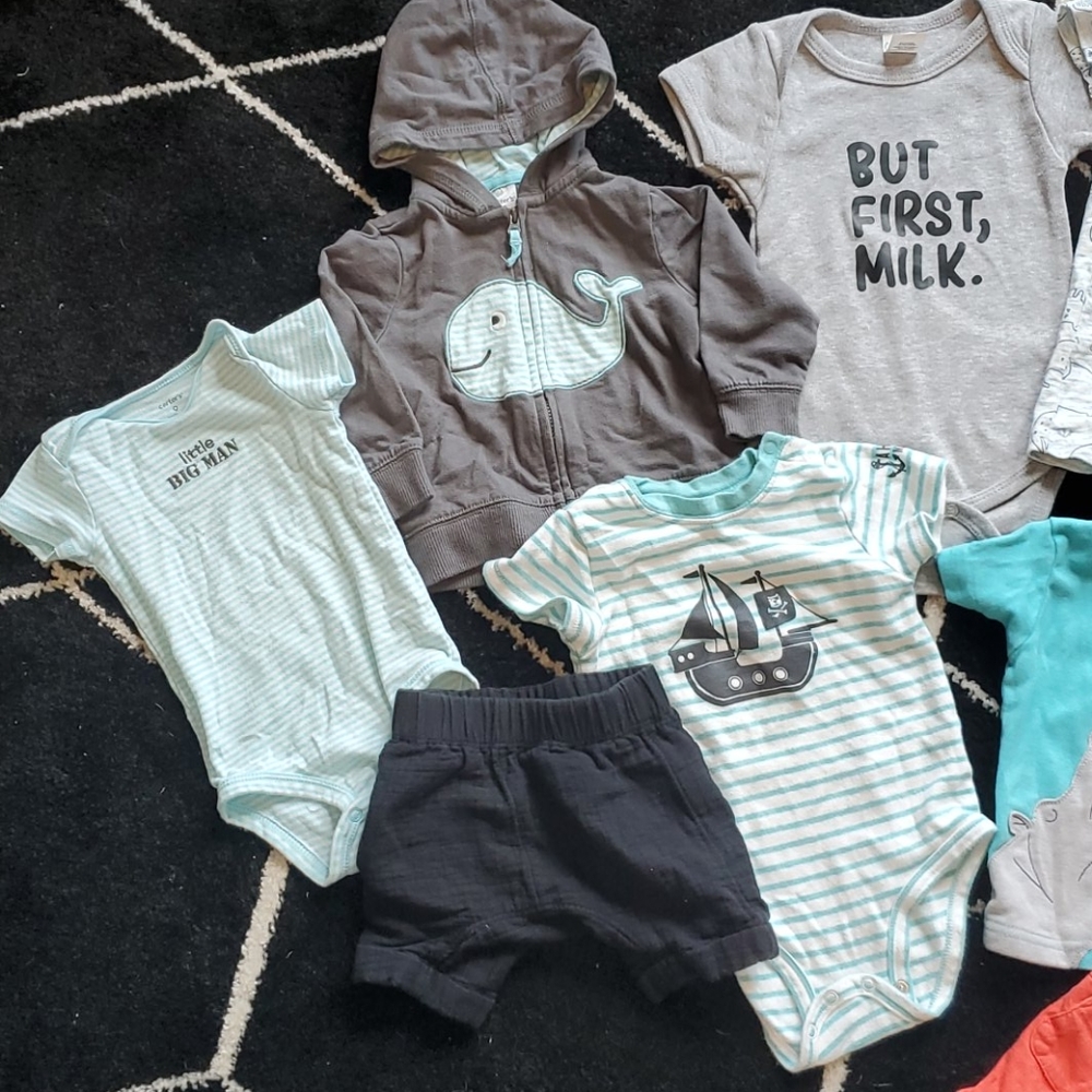Baby boy bundle - Picture 2 of 3
